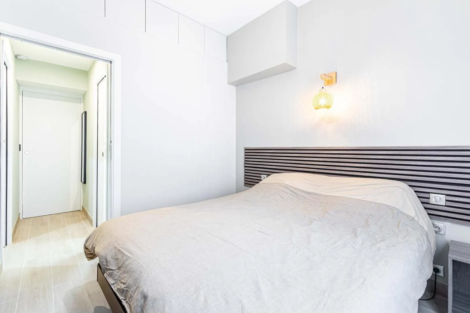 Taste Of Near Montmartre Sacre Coeur Apartment