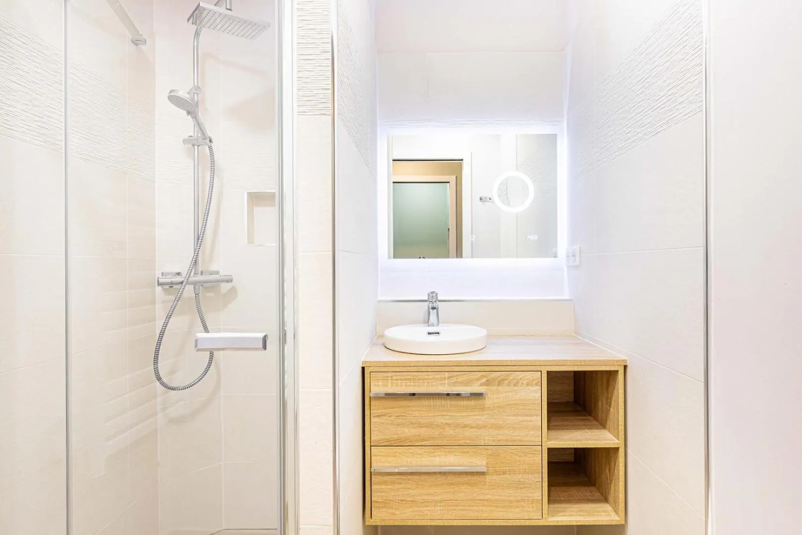 Taste Of Near Montmartre Sacre Coeur Apartment *